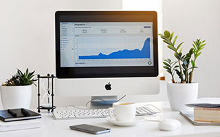 智能产品开发，从基础到创新，详细指南，标准流程，实现方法，行业应用，持续优化